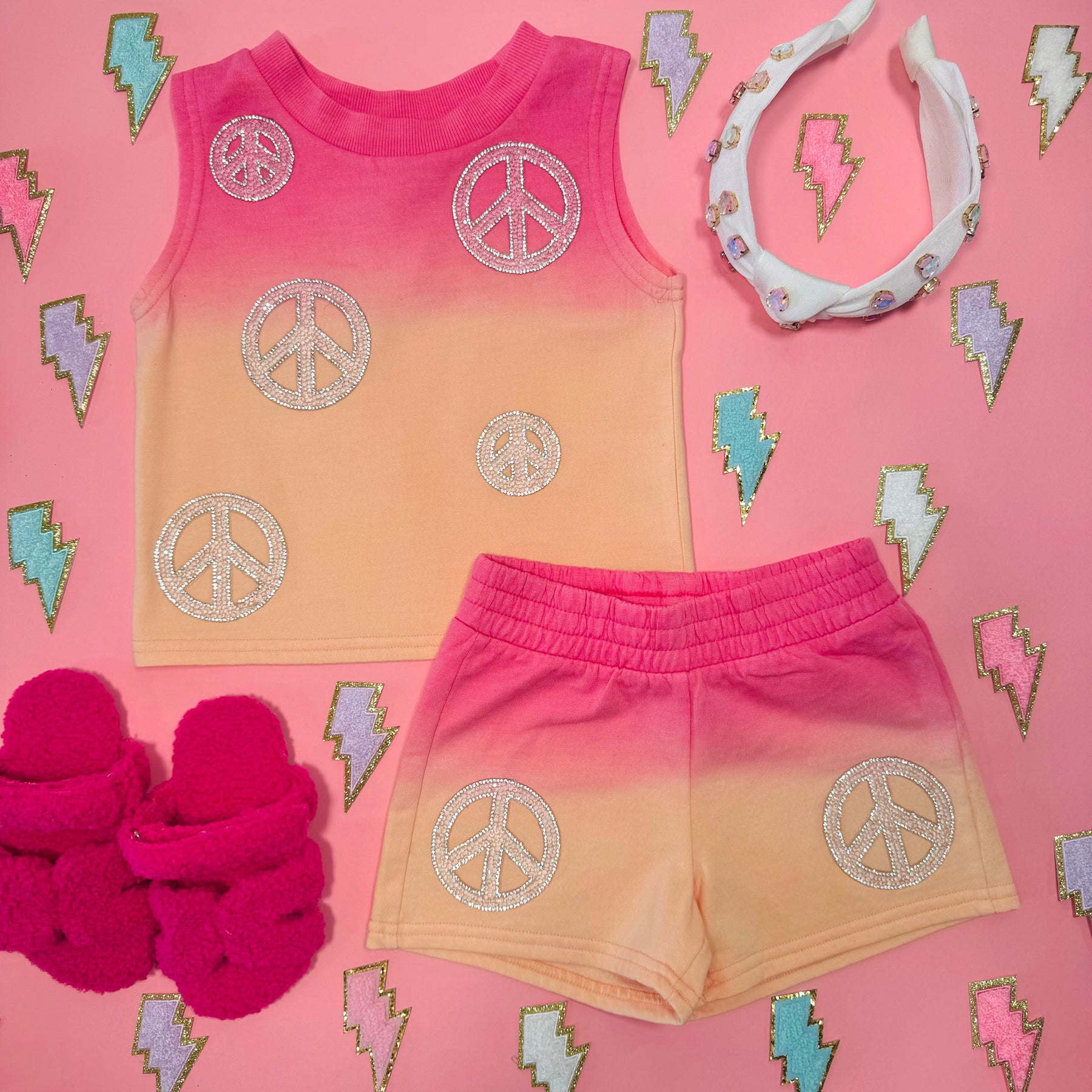 PEACE SIGN OMBRÉ TANK TOP - TANK TOPS