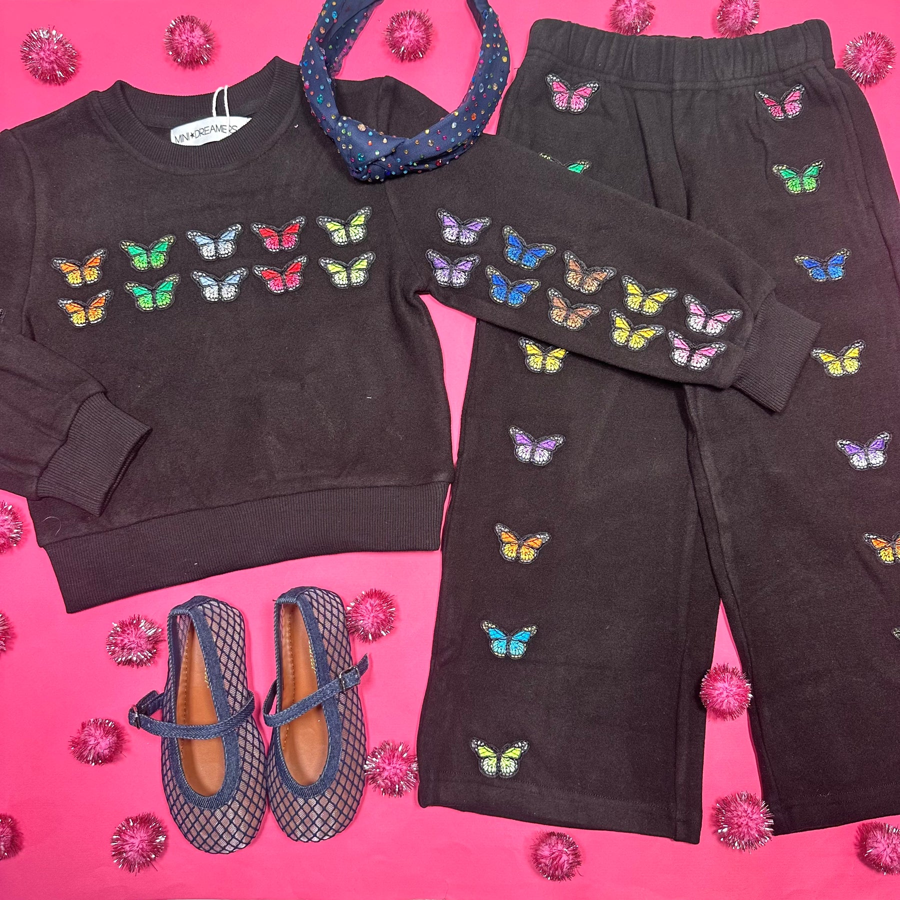 DELILAH BUTTERFLY SWEATSHIRT AND SWEATPANTS SET - SET