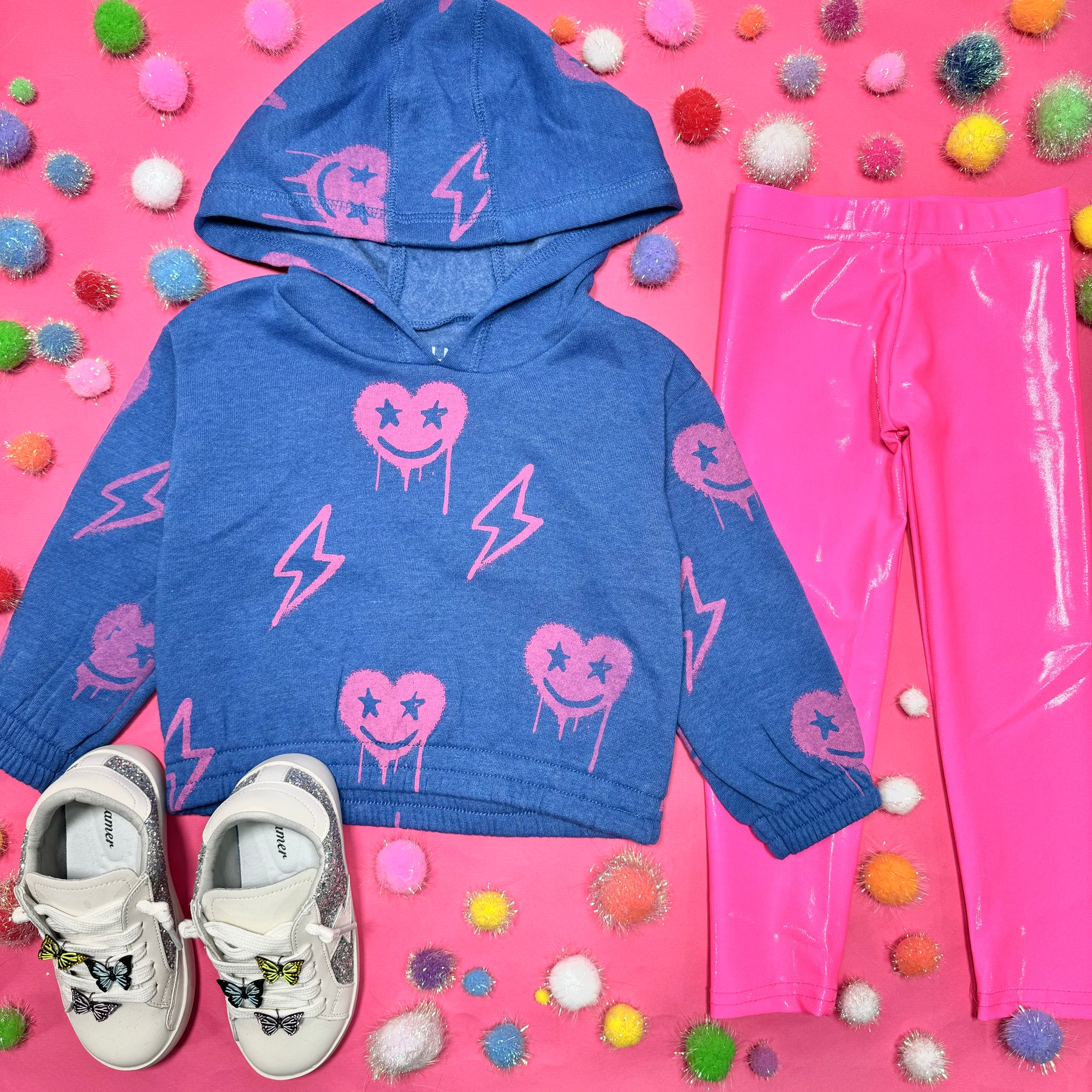 HEARTS & BOLT HOODIE - HOODIES