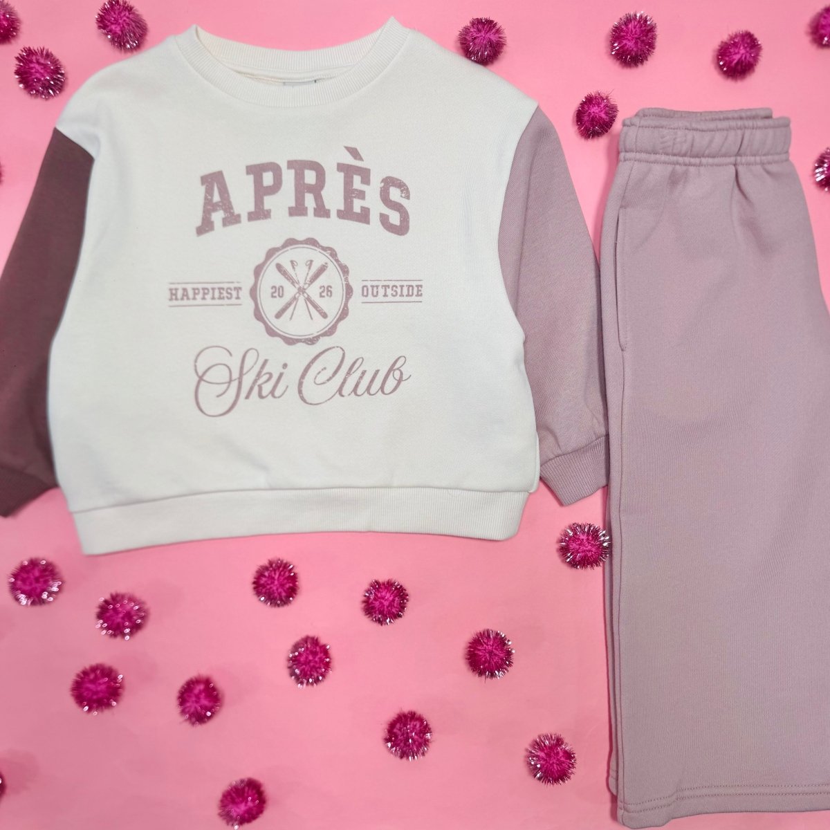 APRES SKI CLUB LEGEND SWEATSHIRT - RYLEE + CRU