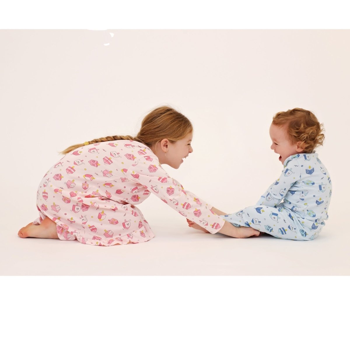 HAPPY DREIDELS PJS (UNISEX) - PAJAMAS