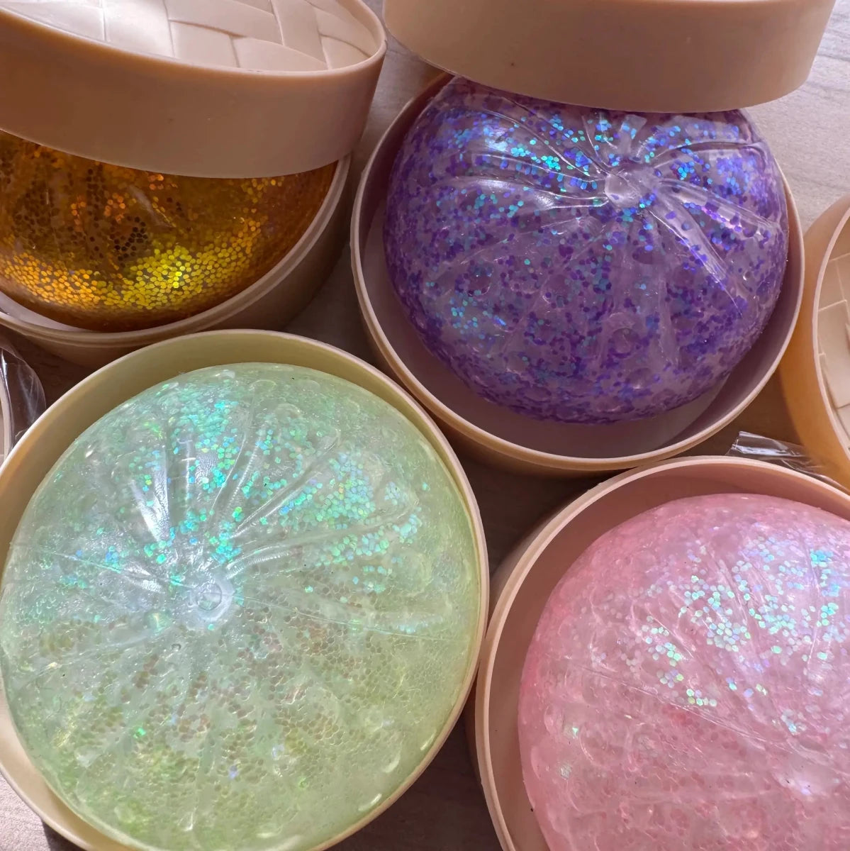 VIRAL GLITTER SQUISHY DUMPLING BLIND BOX MYSTERY (PREORDER) - MINI DREAMERS