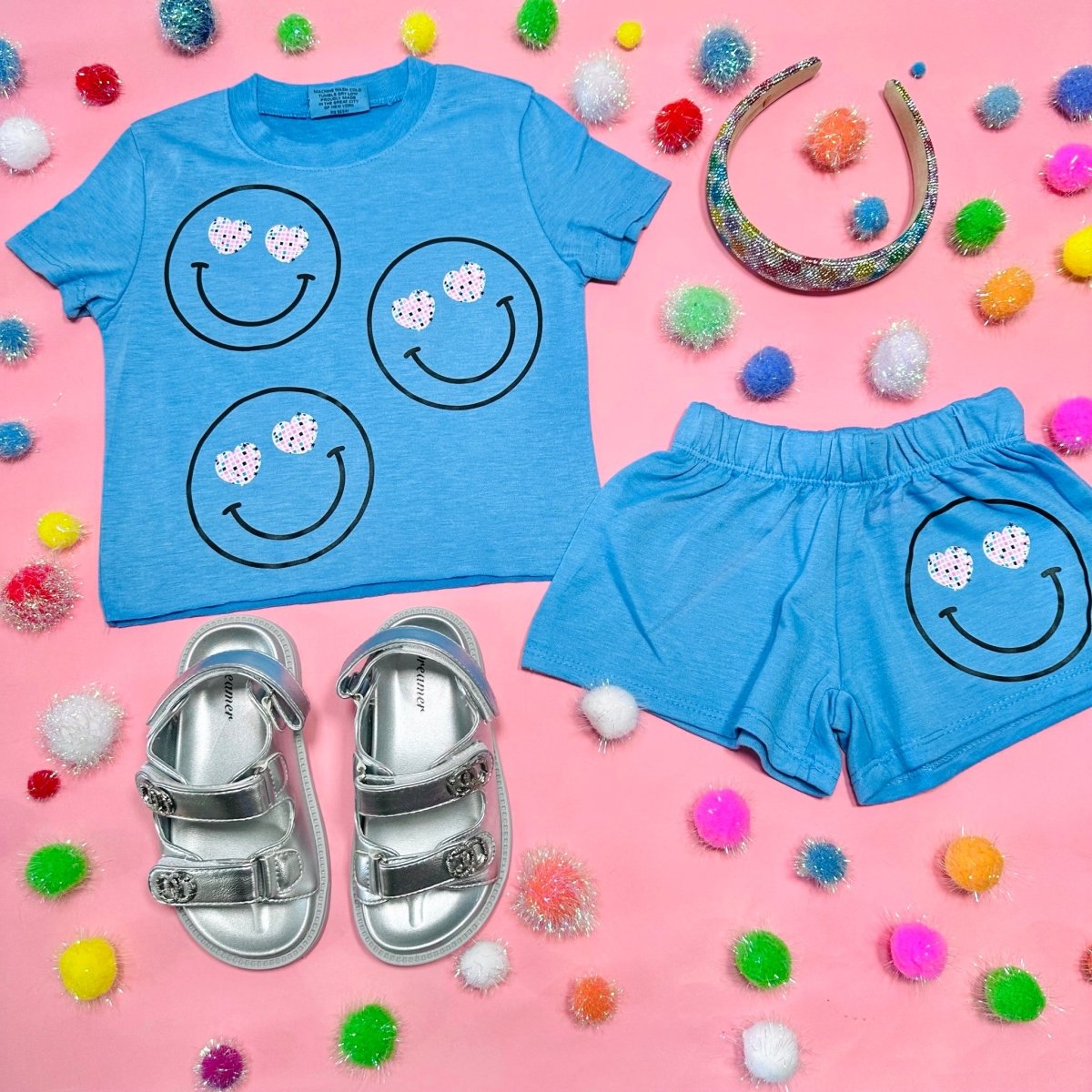 HEART EYED SMILEY FACE TSHIRT - FIREHOUSE