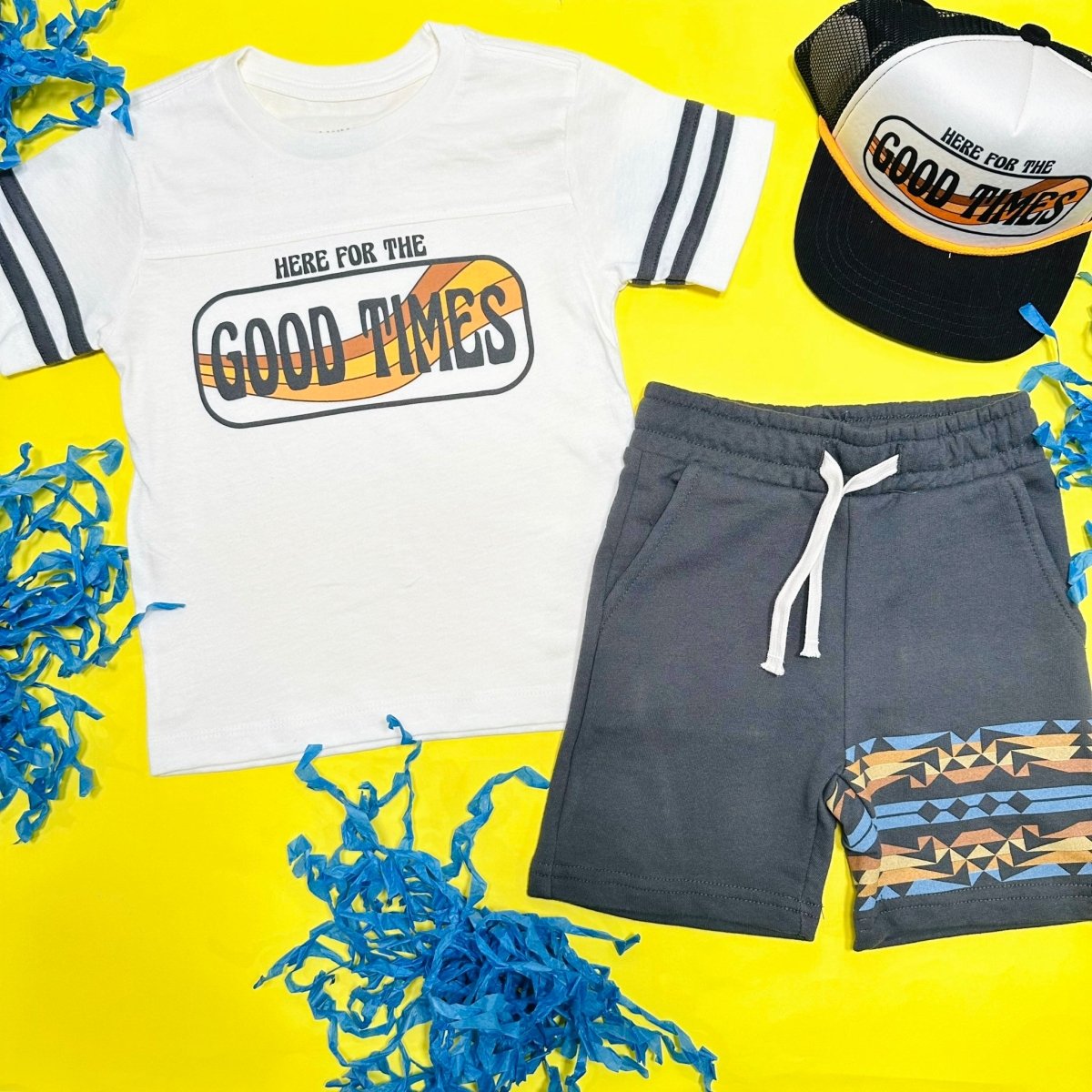 NOMAD SHORTS - TINY WHALES