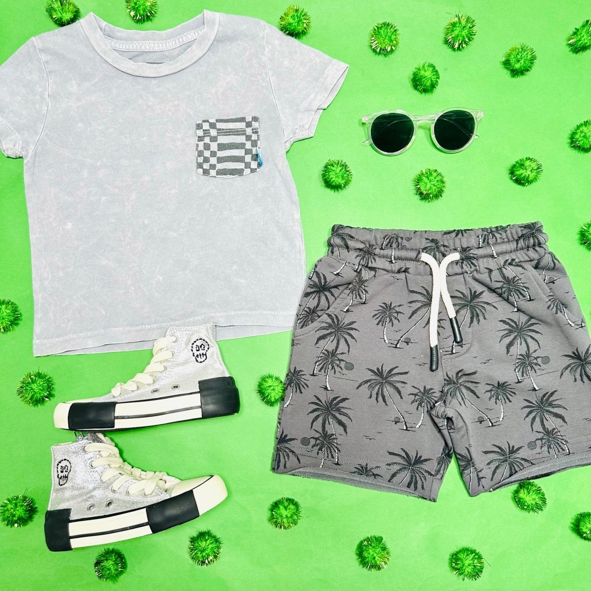 PALM TREES LOW TIDE SHORTS - SHORTS