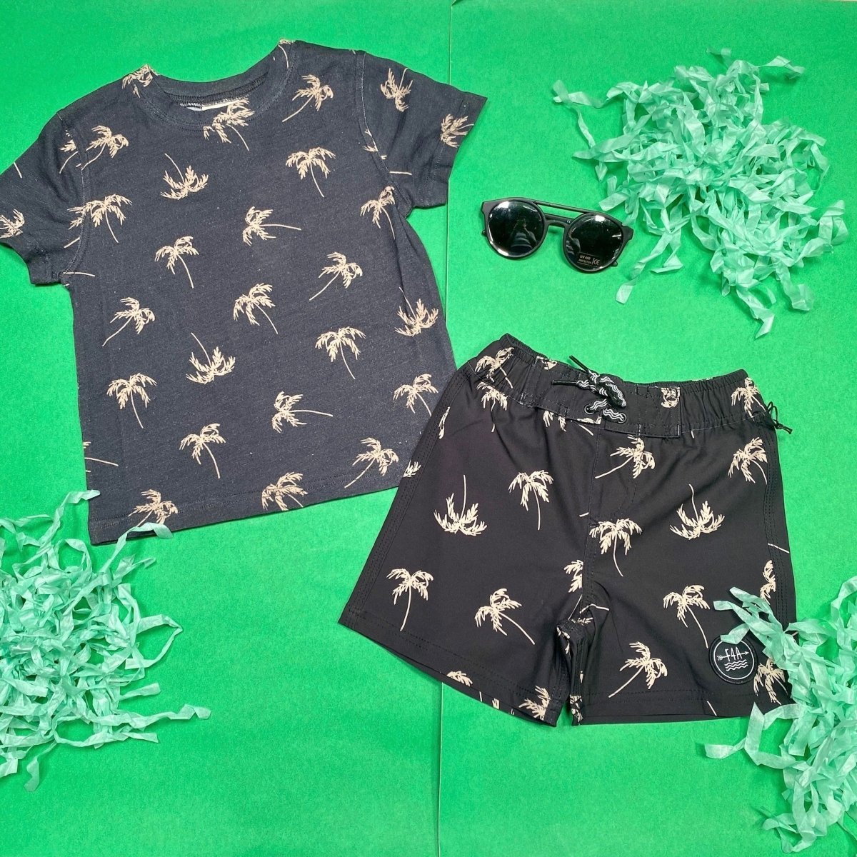 PALM TREES VACAY TSHIRT - SHORT SLEEVE TOPS