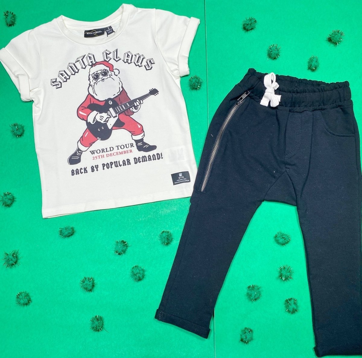 SANTA ROCK TSHIRT - SHORT SLEEVE TOPS