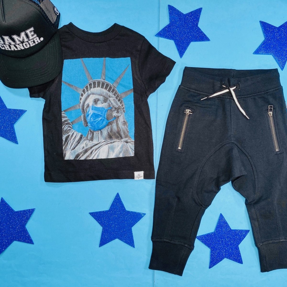 STATUE OF LIBERTY MASK TSHIRT - SHORT SLEEVE TOPS