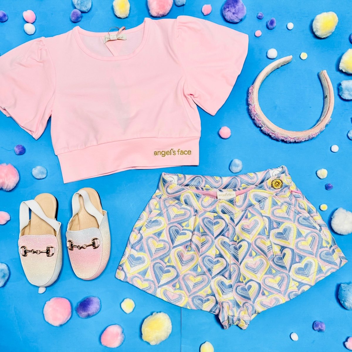 VANESSA HEARTS SHORTS - SHORTS