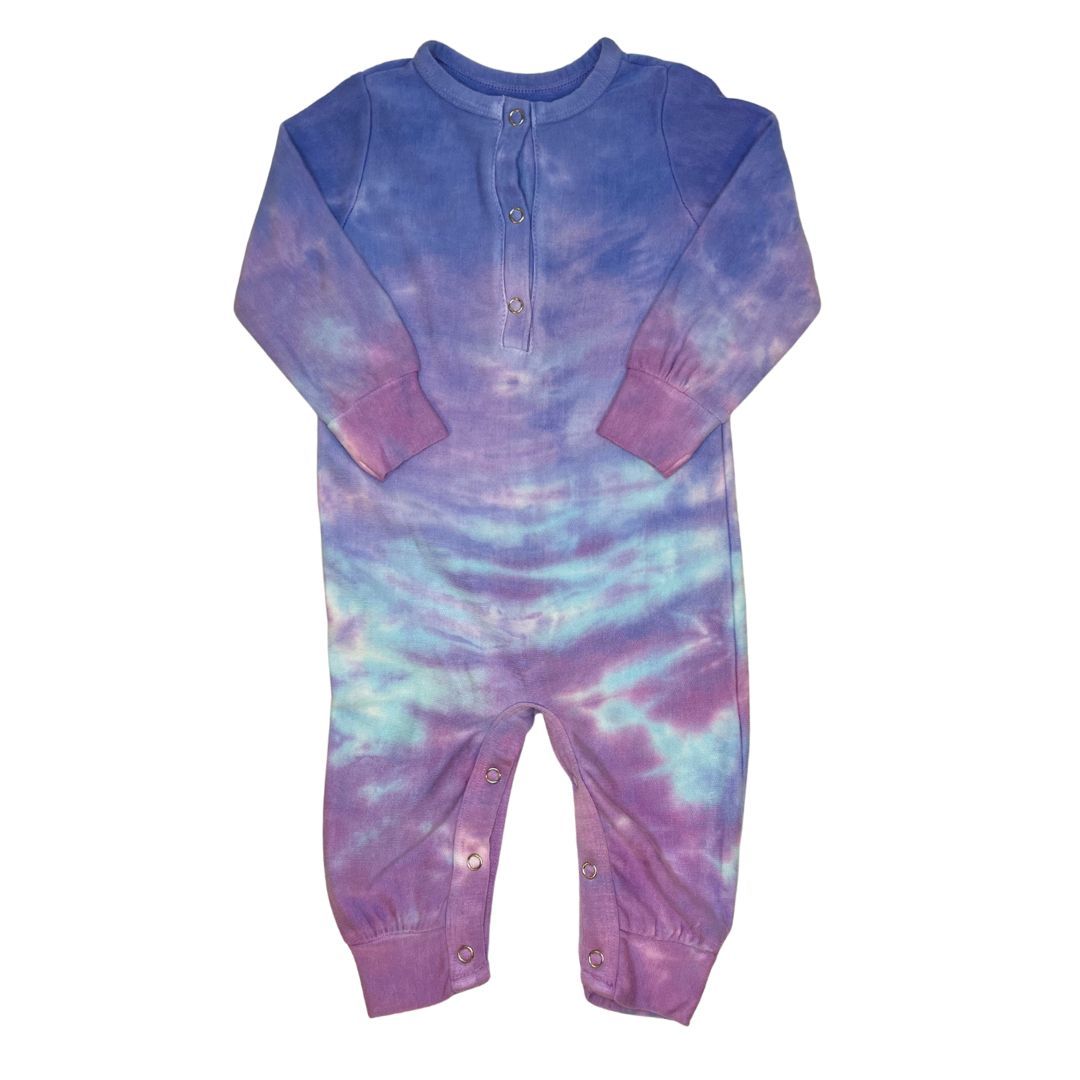 HORIZON CLUTCH ONESIE