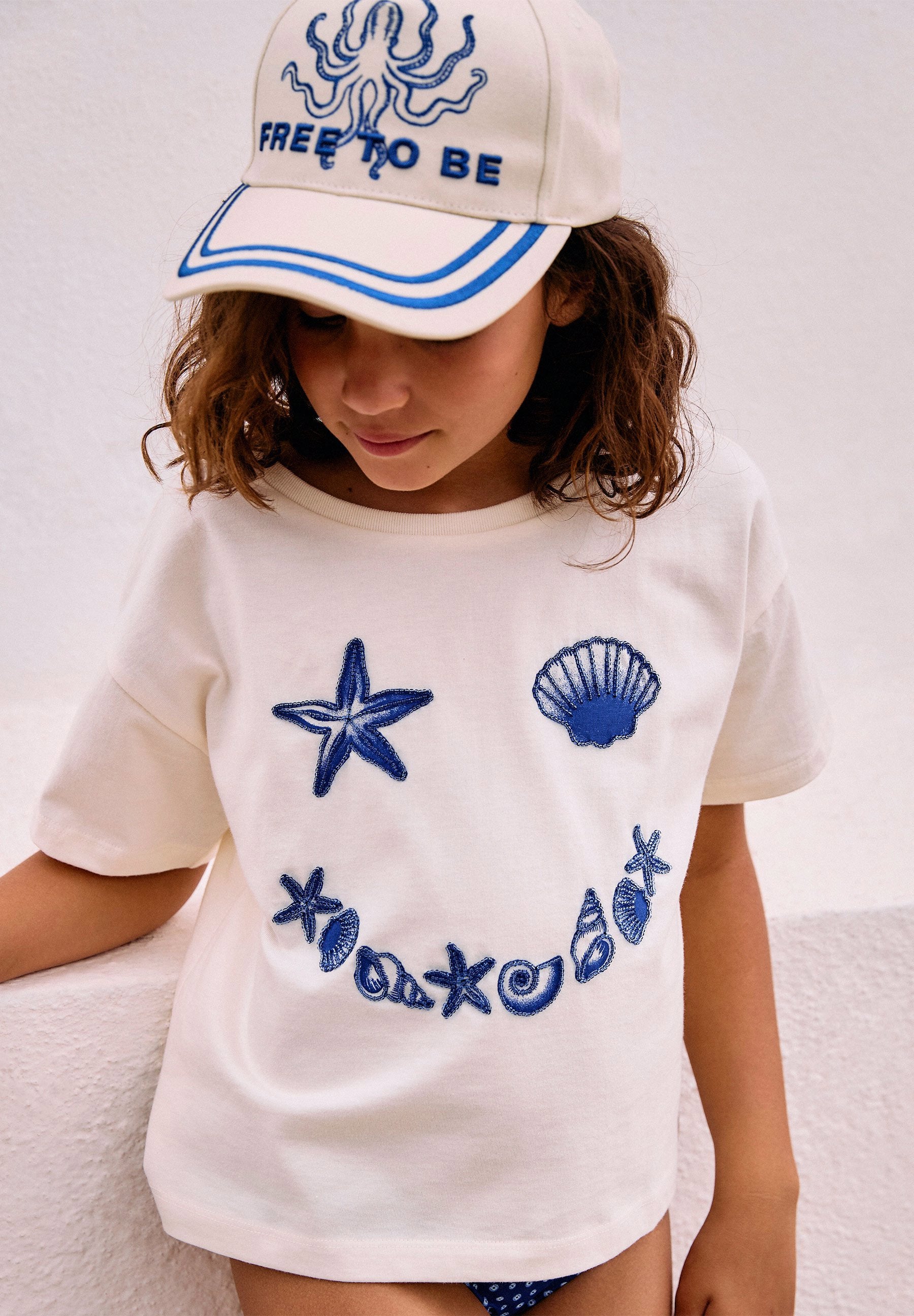 FREE BY THE SEA ROSEANNA TSHIRT (PREORDER)
