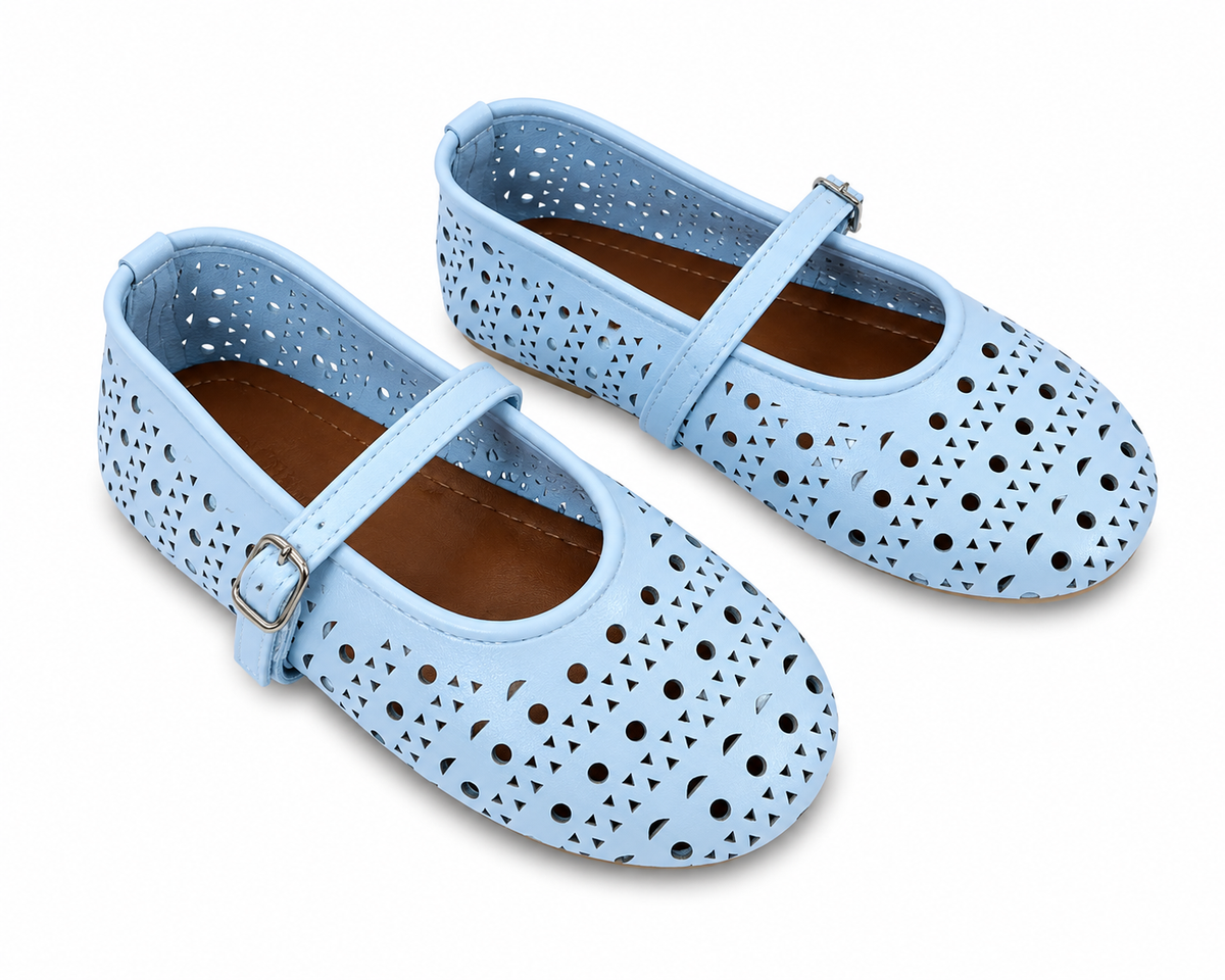 LILY EYELET FLATS