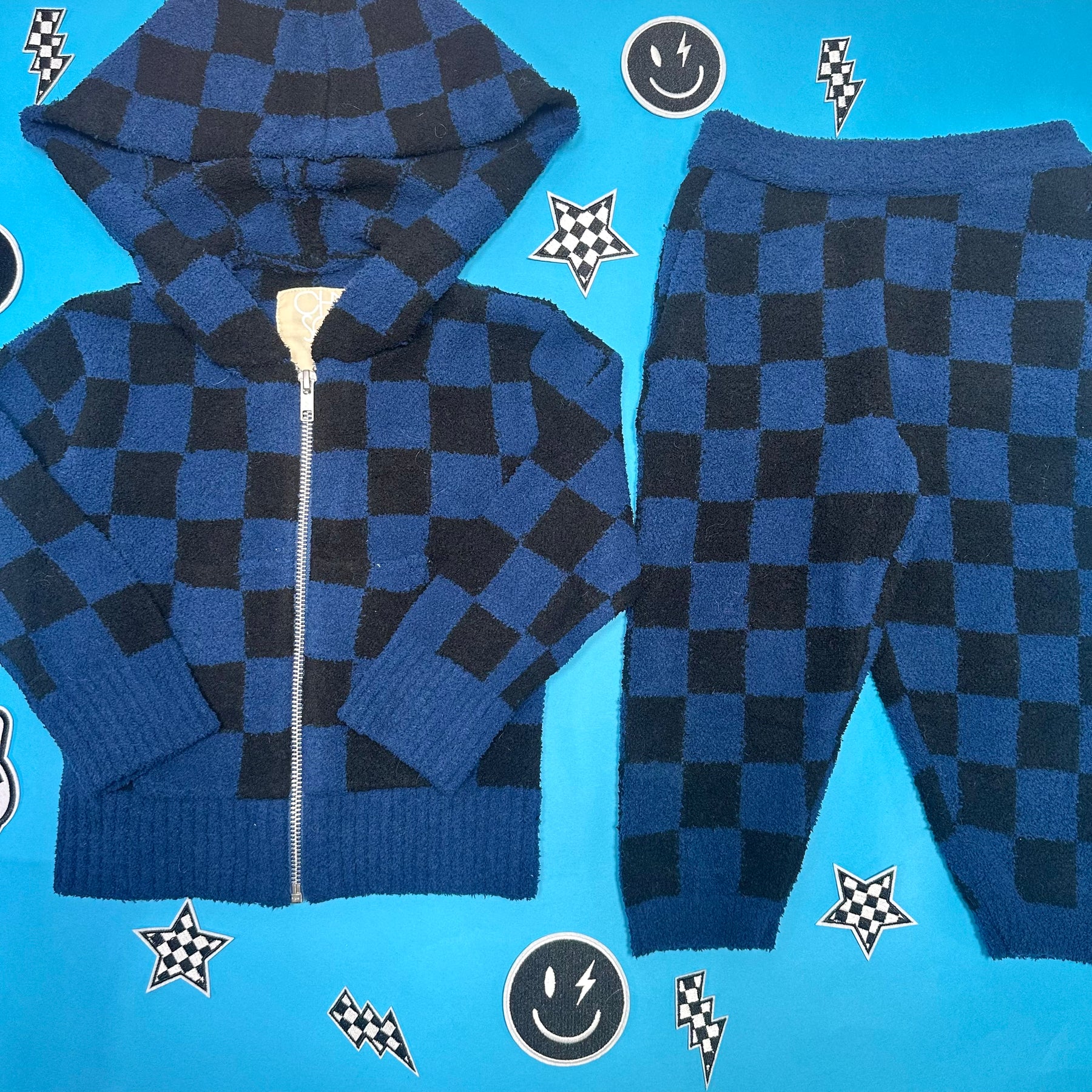 CHECKERED FUZZY FLEECE LOUNGE ZIP UP HOODIE