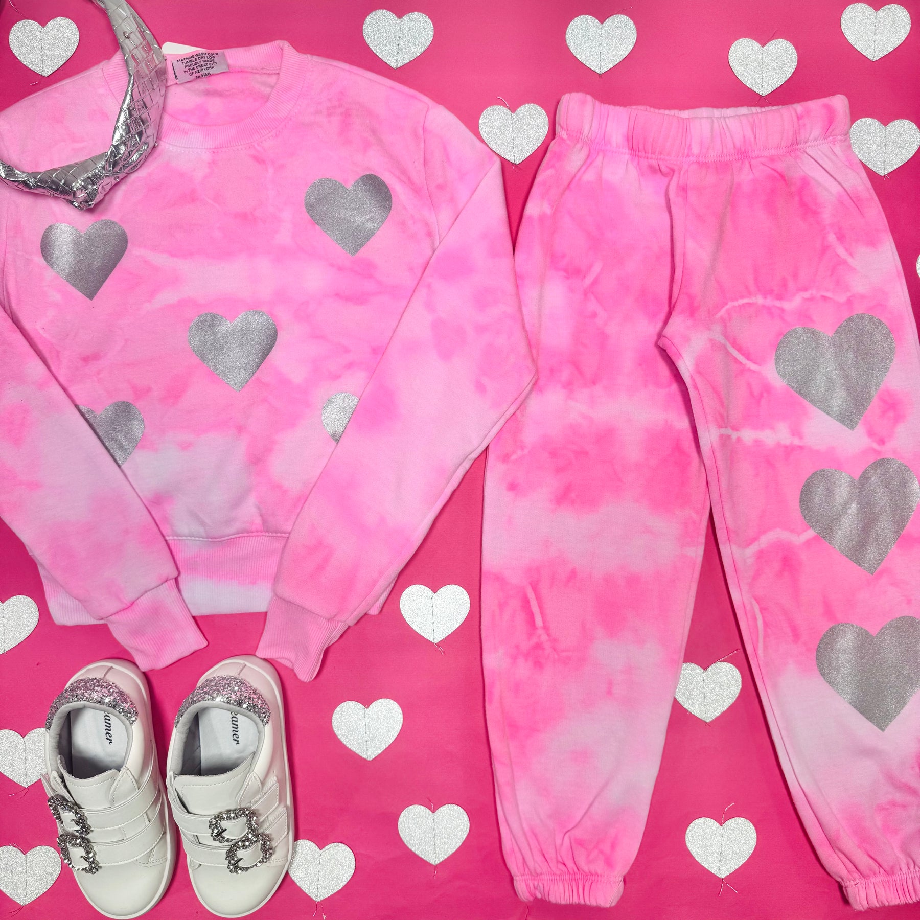 METALLIC HEART CLOUDWASH SWEATSHIRT - SWEATERS