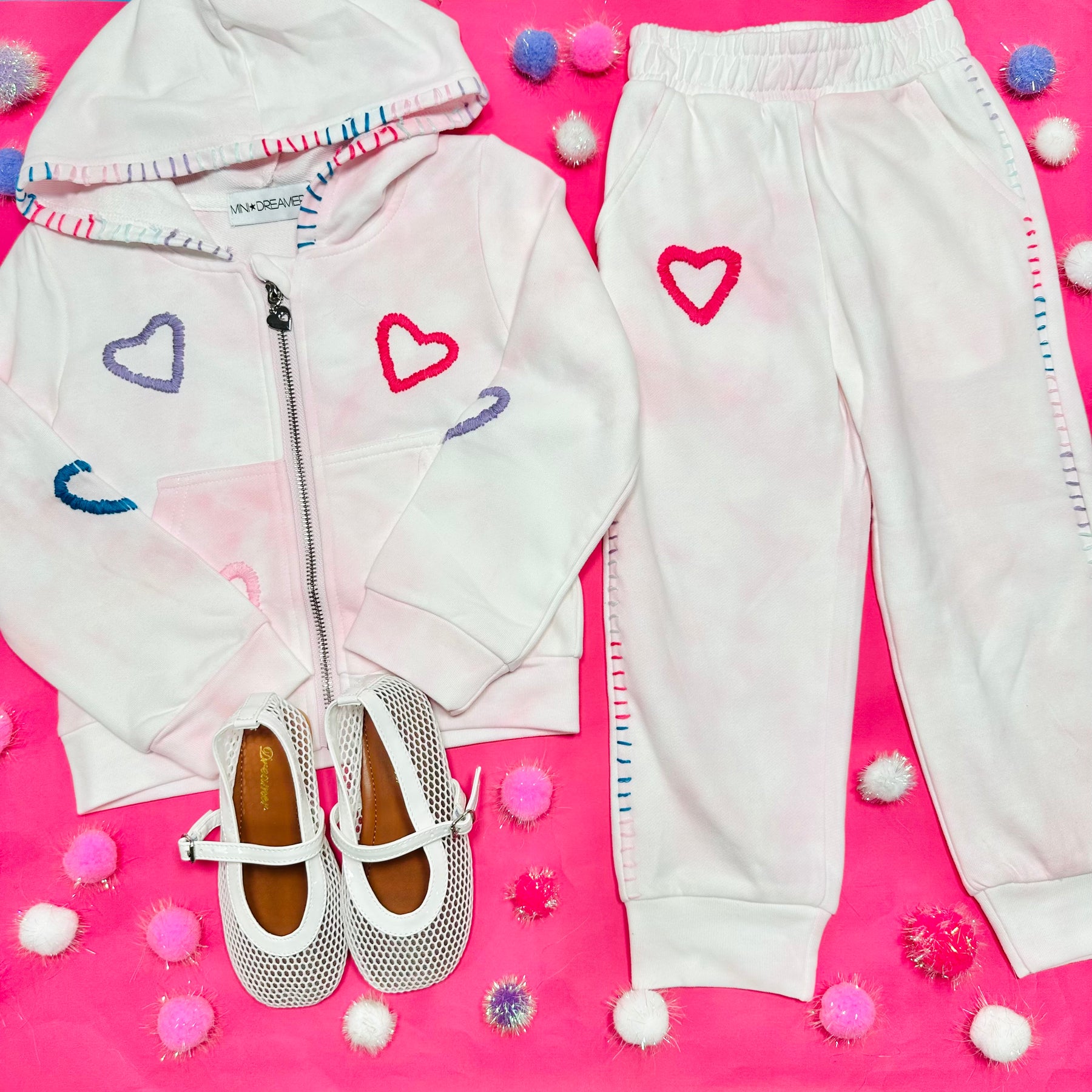 AVA HEART STITCH CLOUD WASH ZIP UP HOODIE AND SWEATPANTS SET