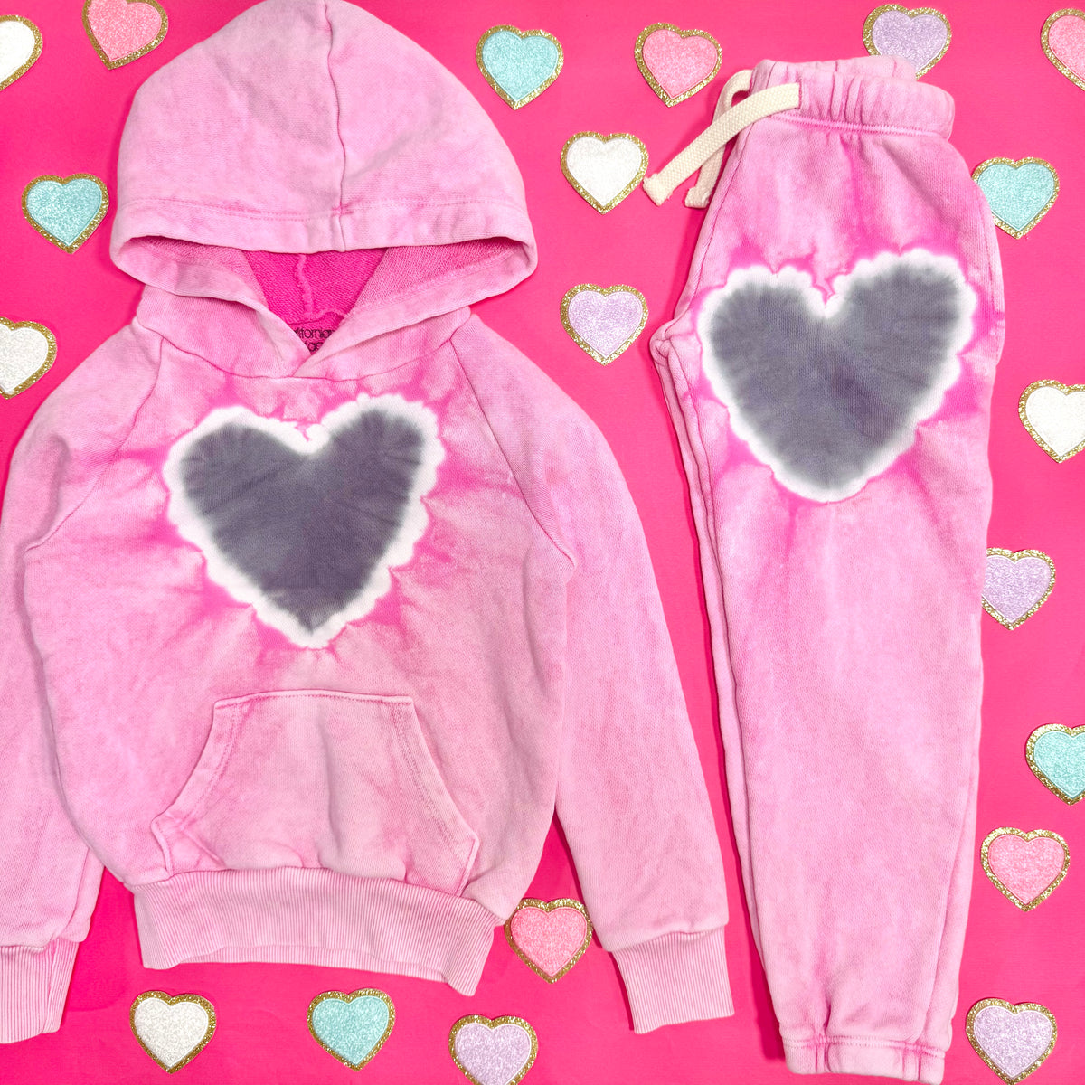 TIE DYE HEART HOODIE