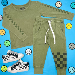 CHECK FLAG SWEATPANTS
