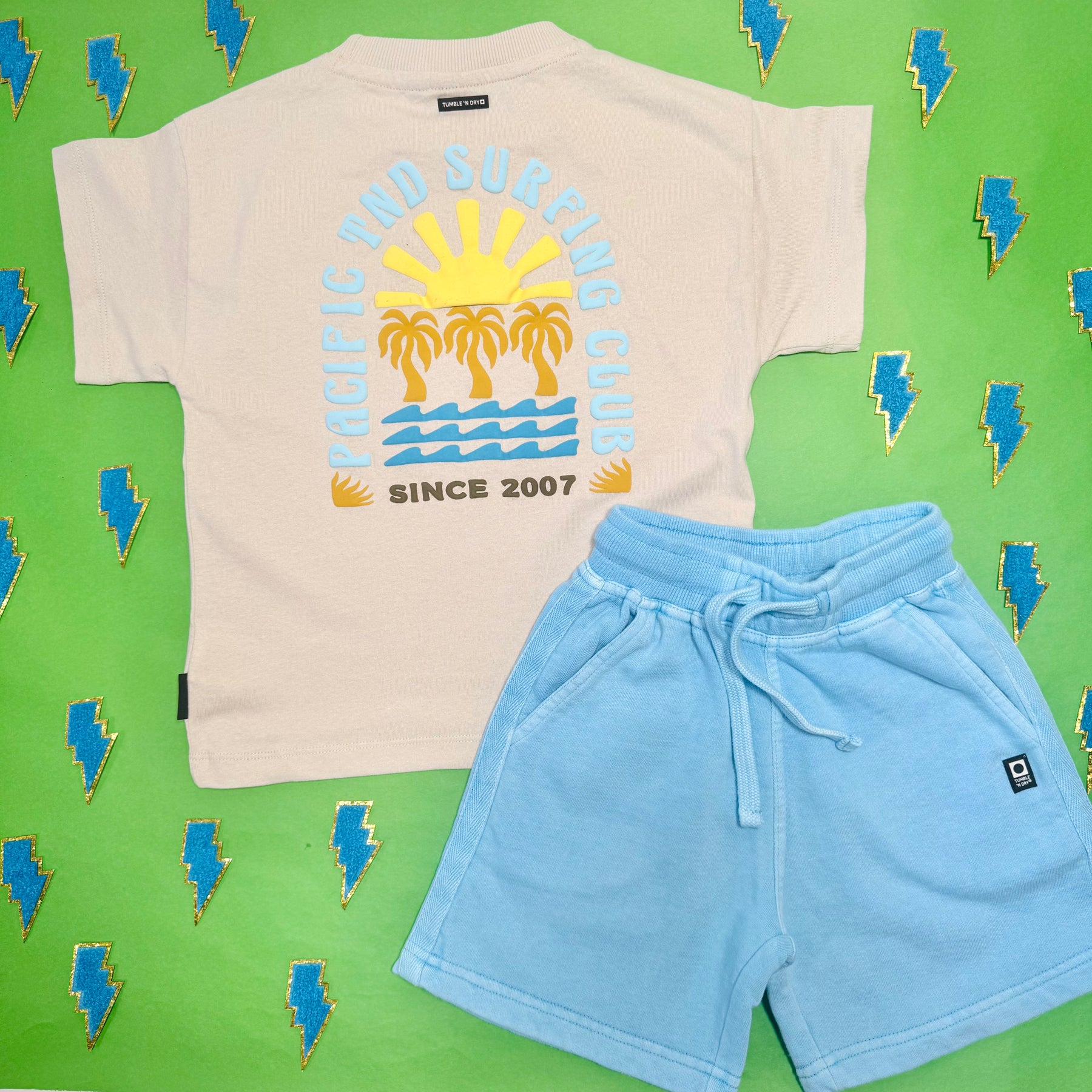 SOLID SHORTS