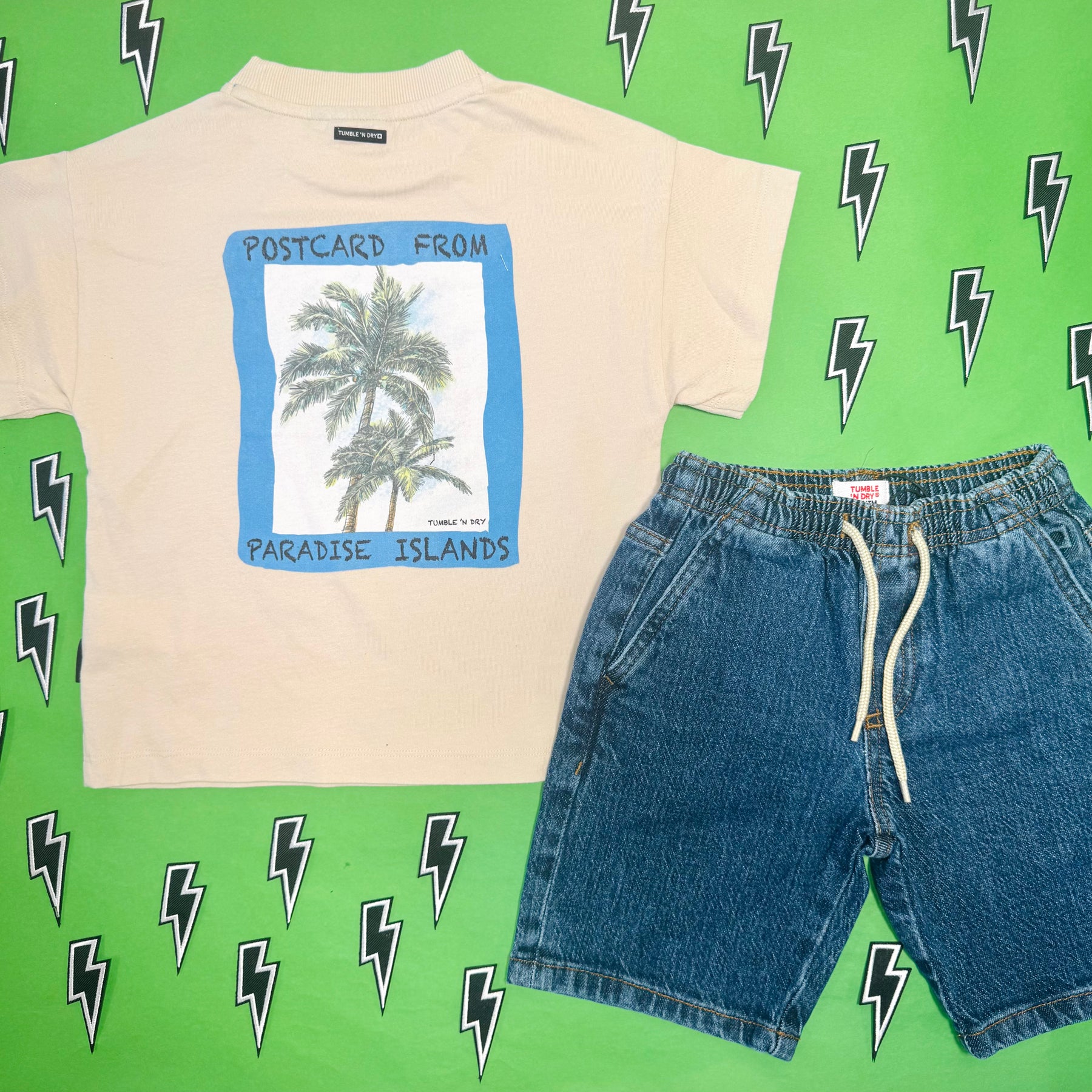 DARK DENIM SHORTS