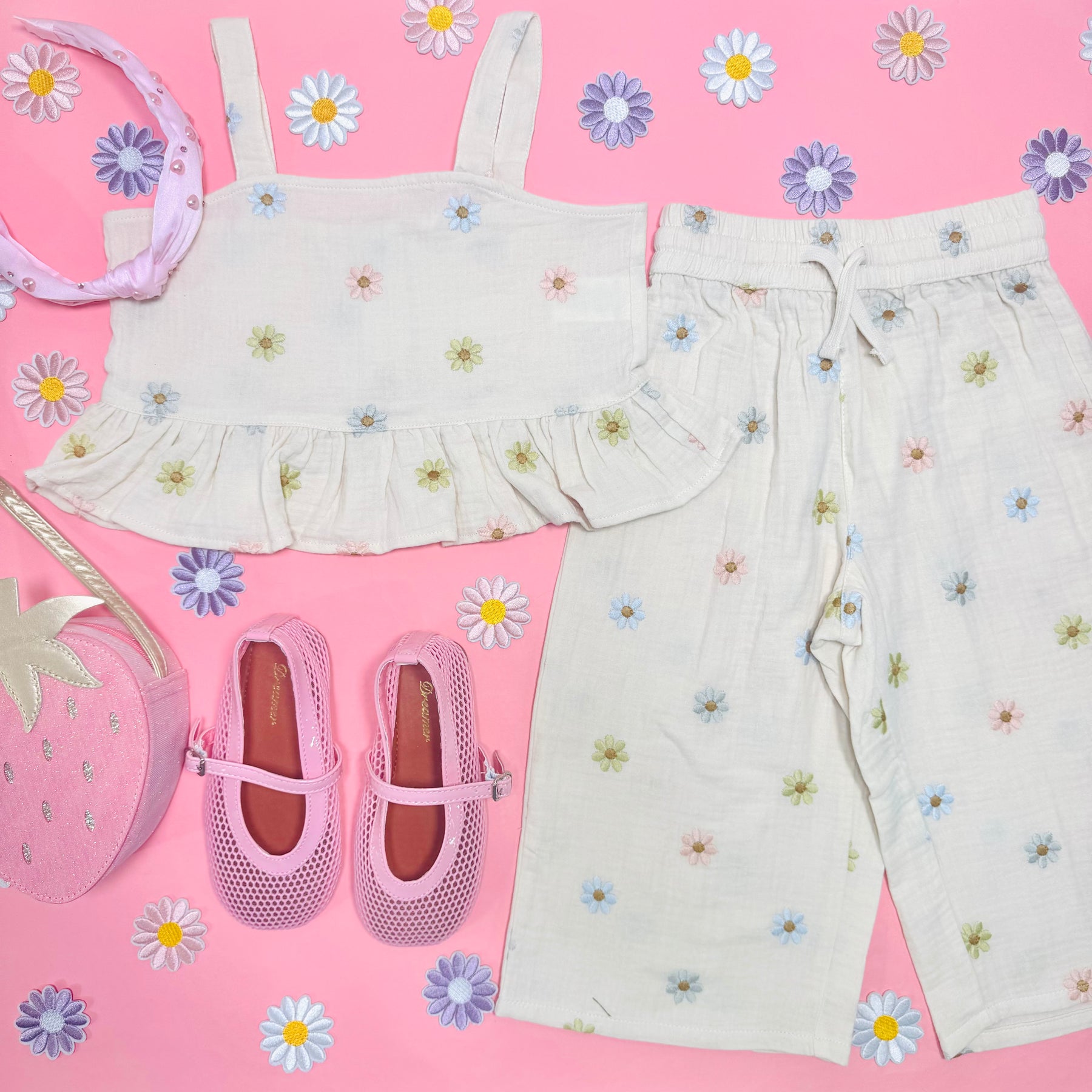 EMBROIDERED DAISY KAYLI TANK AND PANTS SET - SET