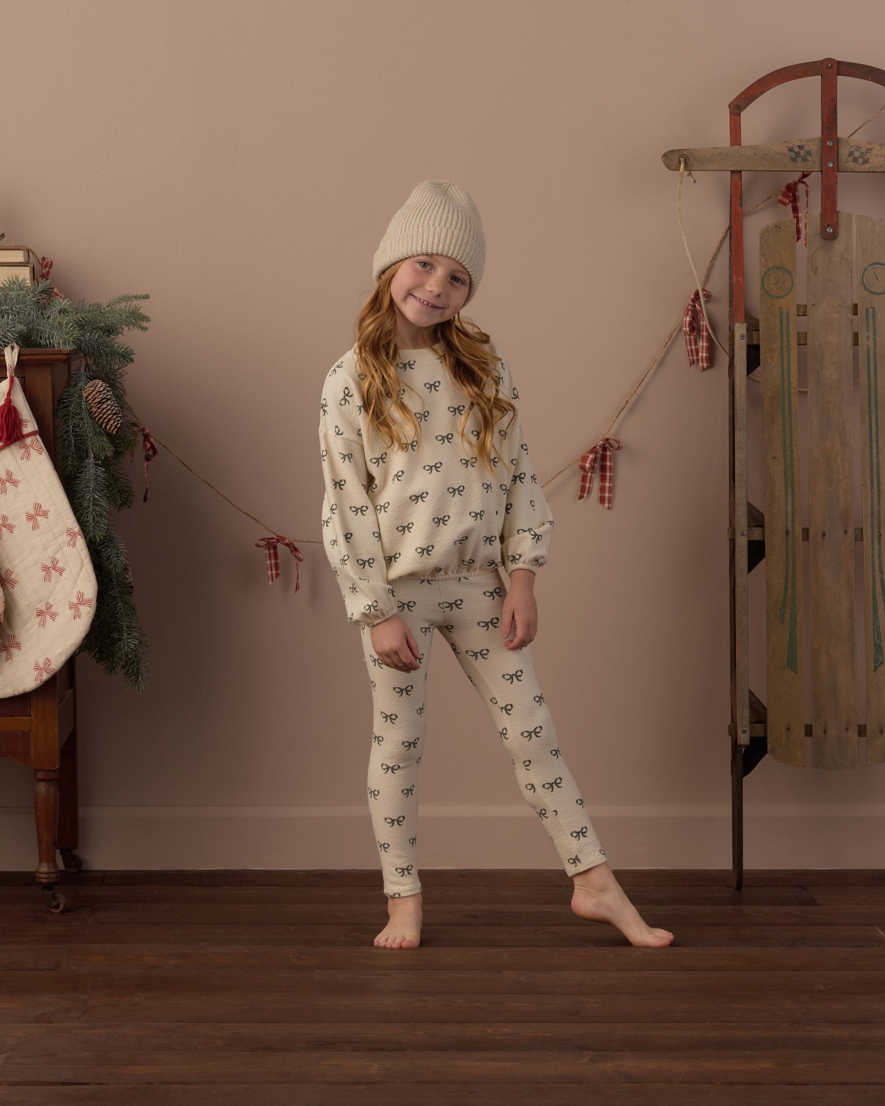 EVERGREEN BOWS SWEATSHIRT AND LEGGINGS SPONGE  SET