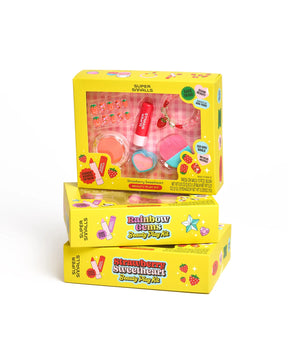 STRAWBERRY SWEETHEART BEAUTY PLAY KIT (PREORDER)