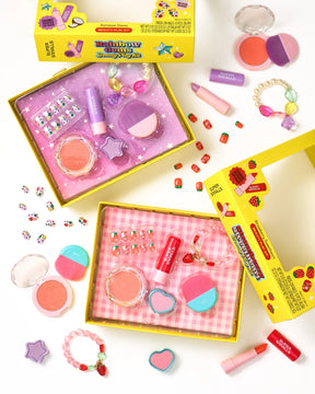 STRAWBERRY SWEETHEART BEAUTY PLAY KIT (PREORDER)