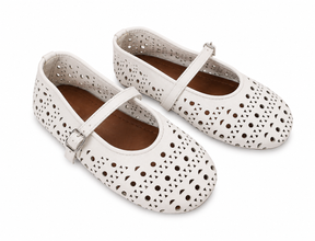 LILY EYELET FLATS