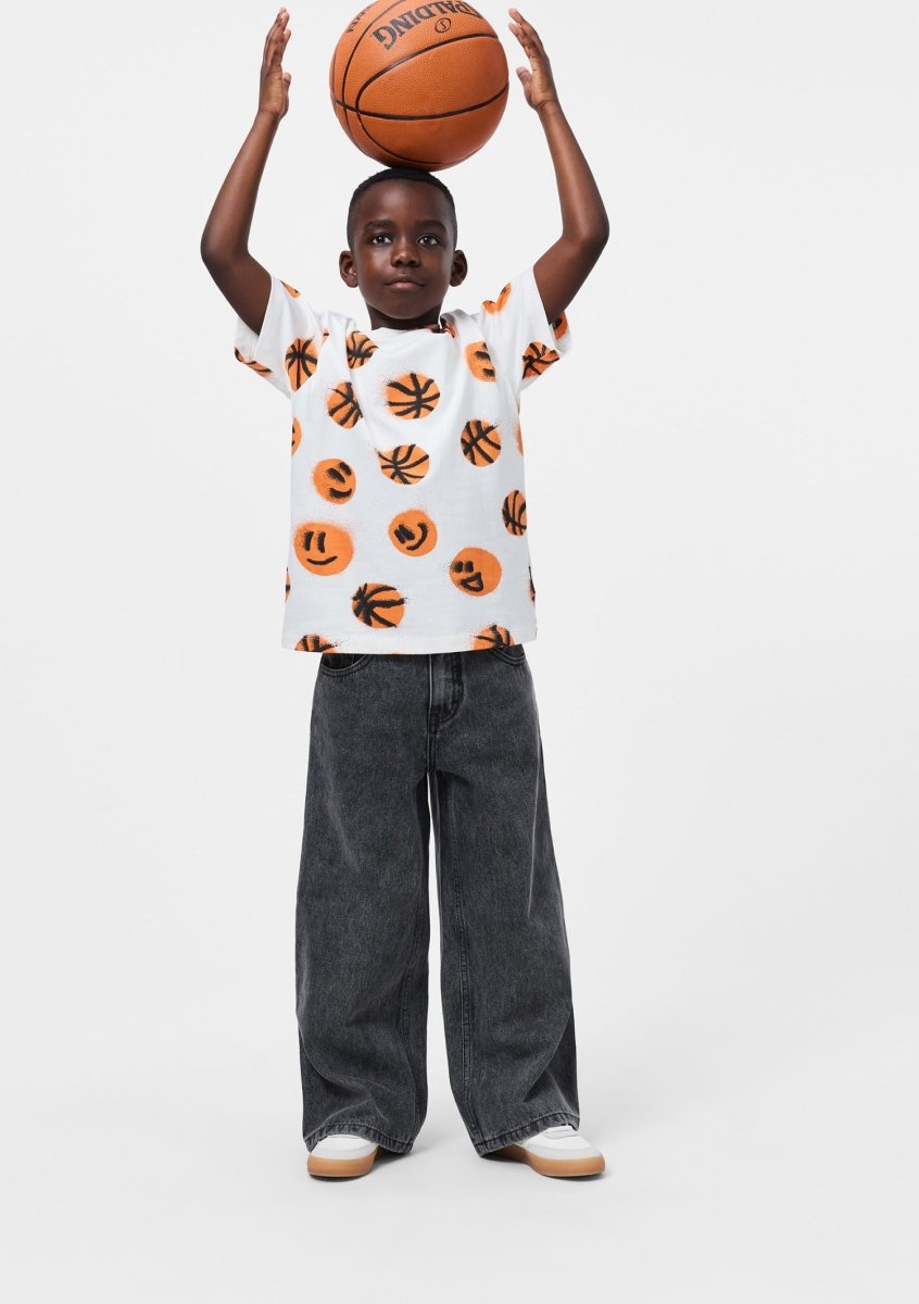 BASKETBALLS RILEY TSHIRT (PREORDER) - MOLO