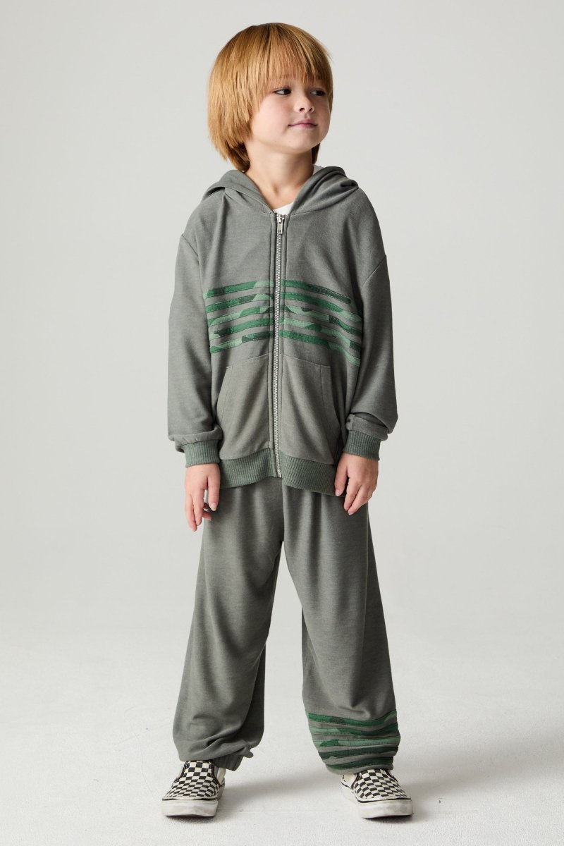 CAMO STRIPE SWEATPANTS (PREORDER) - CHASER KIDS