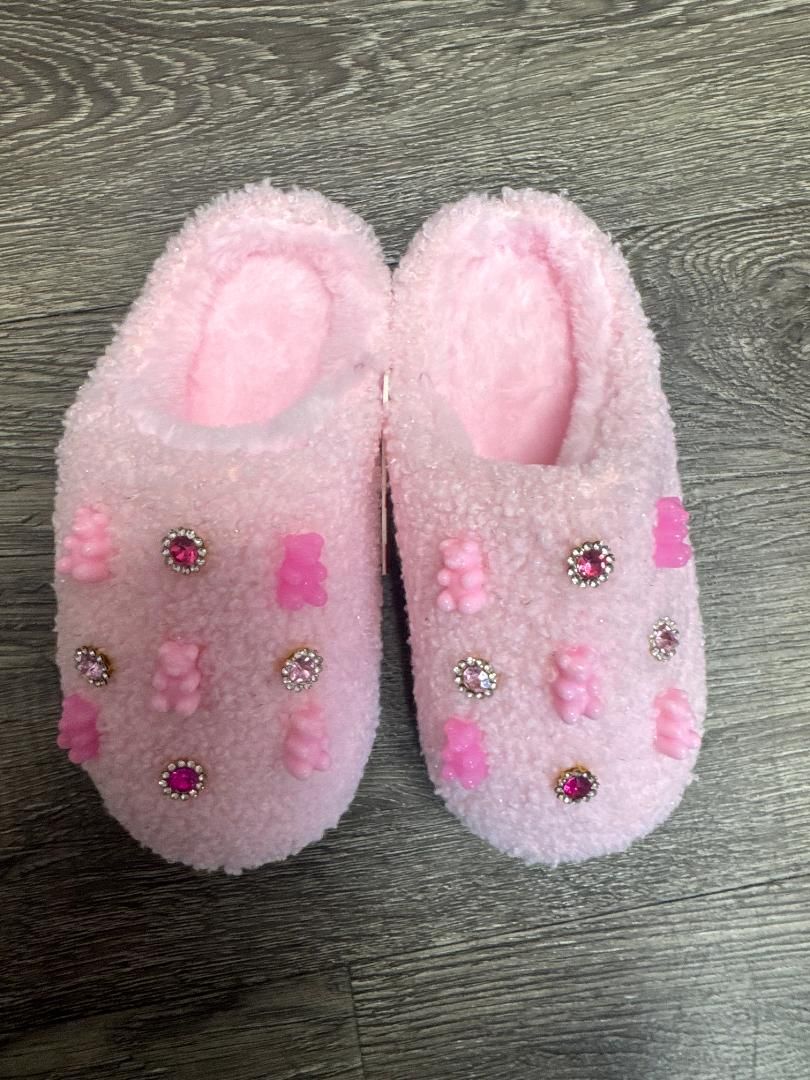 JEWELS & GUMMY BEAR CHARM FUZZY SLIPPERS (PREORDER) - BARI LYNN