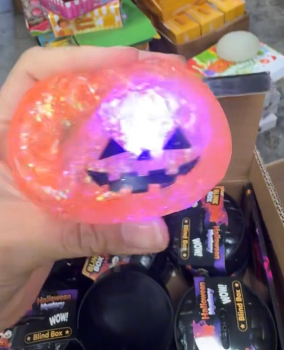 LIGHT UP HALLOWEEN SUGAR DUMPLING BLIND BOX MYSTERY - MD