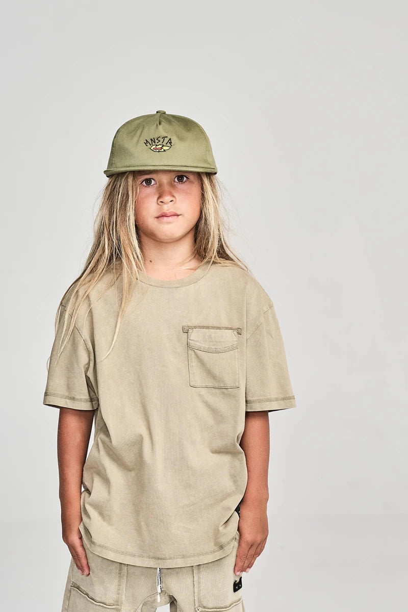 MINERAL SAND COVER POCKET TSHIRT (PREORDER) - MUNSTER KIDS