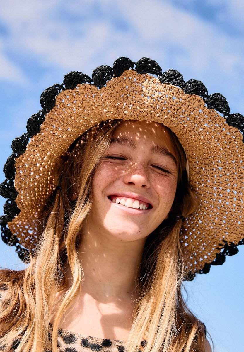 PALM PINK SCALLOP STRAW HAT (PREORDER) - MOLO
