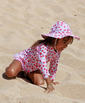 SANDY TOES STRAWBERRY RASHGUARD TWO PIECE SWIM SET - FEATHER 4 ARROW