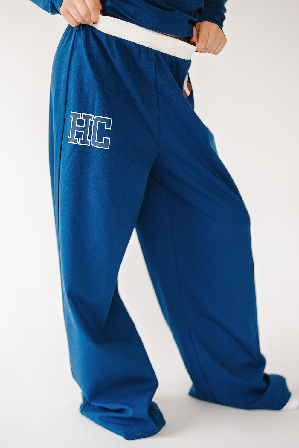 VARSITY TEAM BEAR LONG SLEEVE TOP AND STRAIGHT LEG LOUNGE SET (PREORDER)