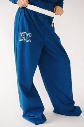 VARSITY TEAM BEAR LONG SLEEVE TOP AND STRAIGHT LEG LOUNGE SET (PREORDER)