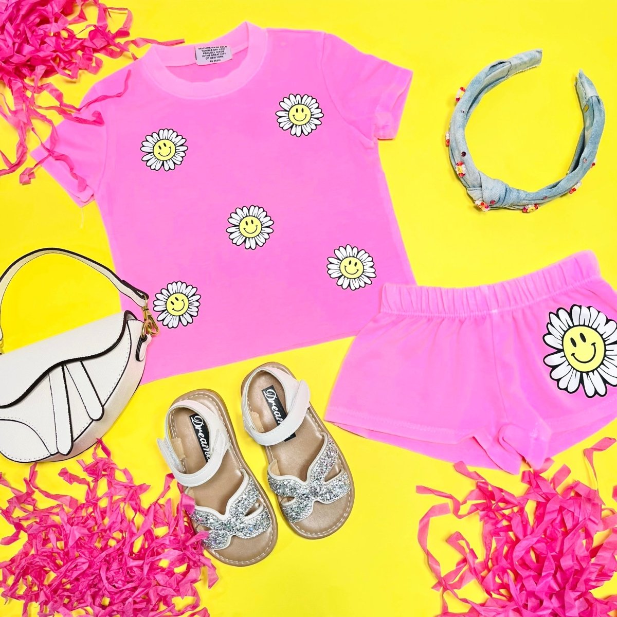 DAISY SMILEY FACE TSHIRT - FIREHOUSE