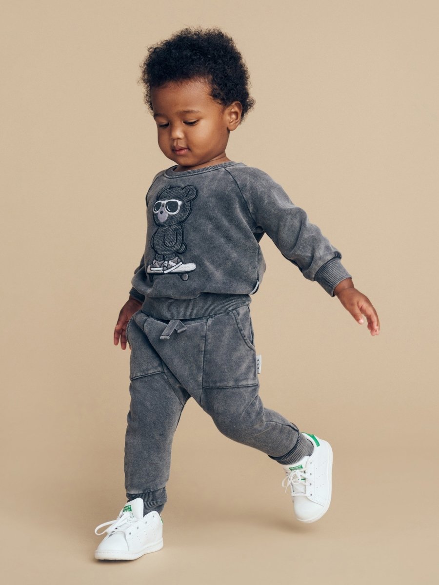 SKATER BEAR SWEATSHIRT (PREORDER) - HUXBABY