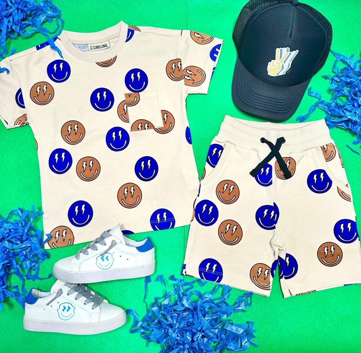 SMILES TSHIRT - SHORT SLEEVE TOPS